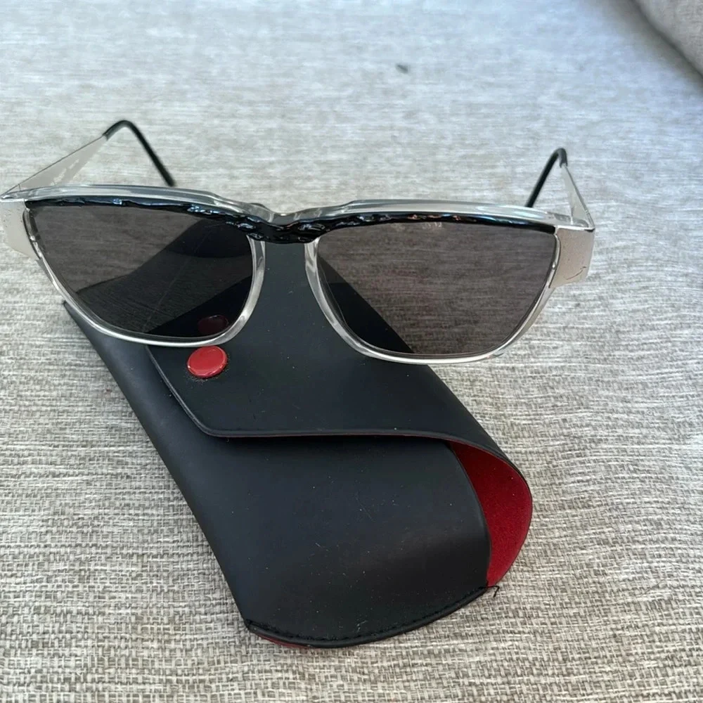 Vintage Laura Biagiotti Italy 80’s Black Silver Sunglasses pristine with case